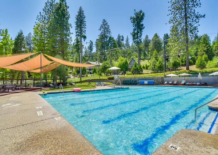 Sleek Blue Lake Springs Retreat W/ Deck & Yard!